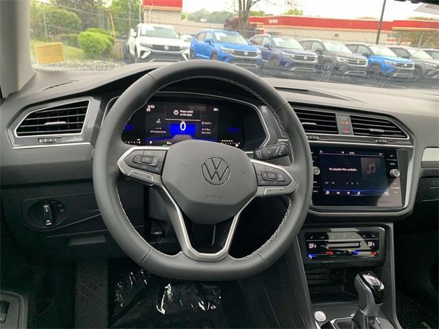 new 2024 Volkswagen Tiguan car, priced at $34,031