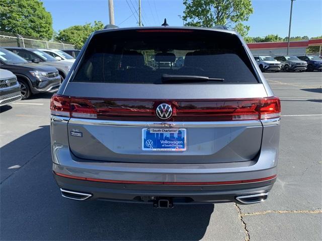 new 2024 Volkswagen Atlas car, priced at $45,751