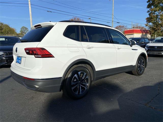 new 2024 Volkswagen Tiguan car, priced at $31,311