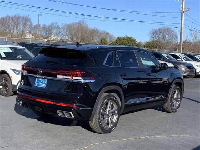 new 2024 Volkswagen Atlas Cross Sport car, priced at $52,078