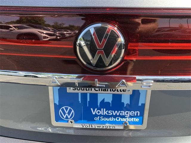 new 2024 Volkswagen Atlas car, priced at $44,551