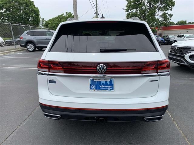 new 2024 Volkswagen Atlas car, priced at $47,045
