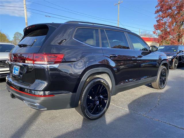 new 2025 Volkswagen Atlas car, priced at $47,326