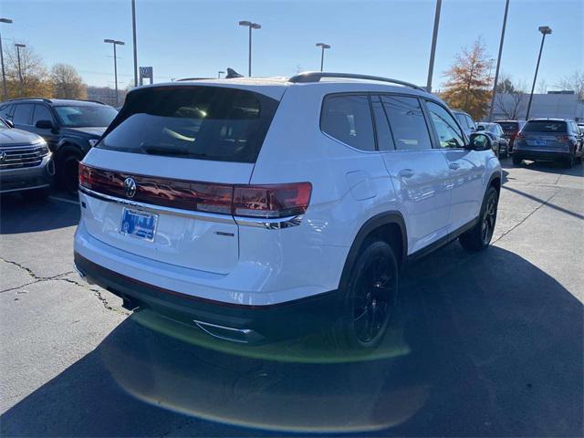 new 2025 Volkswagen Atlas car, priced at $47,852