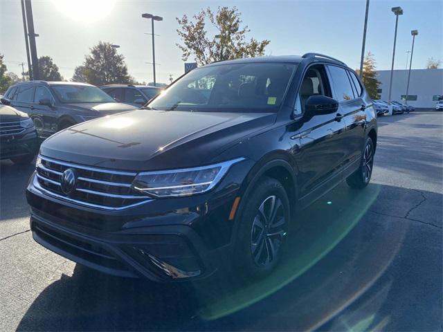 new 2024 Volkswagen Tiguan car, priced at $31,311