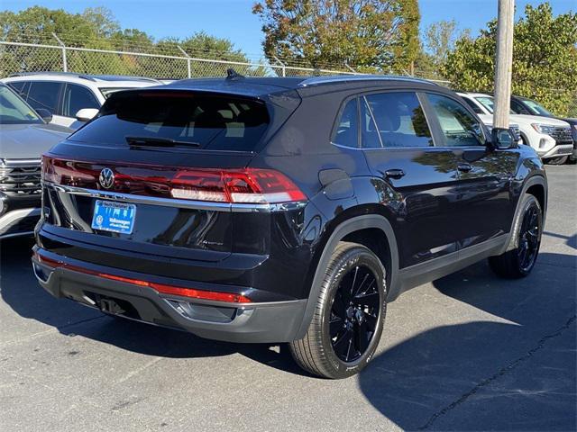 new 2025 Volkswagen Atlas Cross Sport car, priced at $47,411