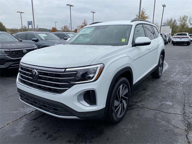 new 2024 Volkswagen Atlas car, priced at $45,496