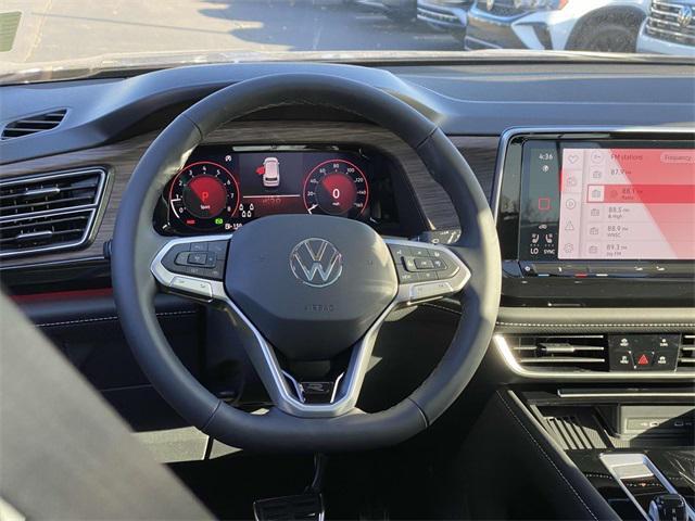 new 2025 Volkswagen Atlas car, priced at $56,601