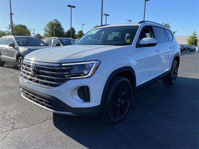 new 2024 Volkswagen Atlas car, priced at $47,041