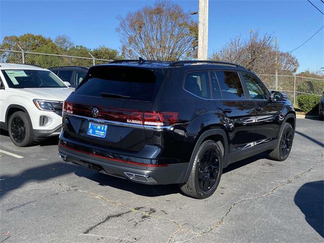 new 2025 Volkswagen Atlas car, priced at $47,326