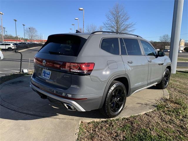 new 2024 Volkswagen Atlas car, priced at $49,963