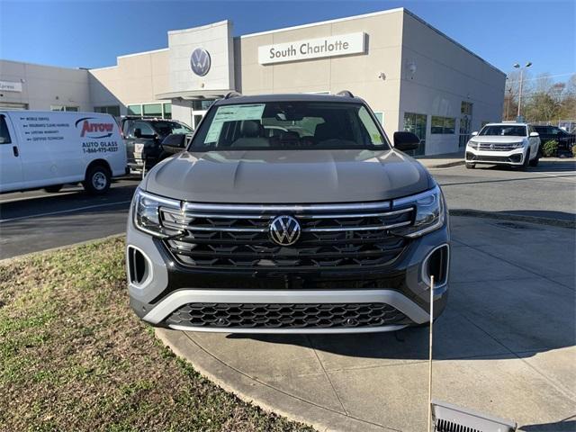 new 2024 Volkswagen Atlas car, priced at $49,963