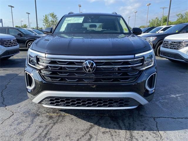 new 2024 Volkswagen Atlas car, priced at $49,551