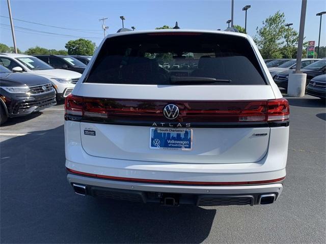 new 2024 Volkswagen Atlas car, priced at $54,751