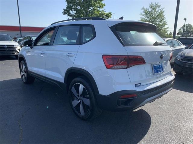 new 2024 Volkswagen Taos car