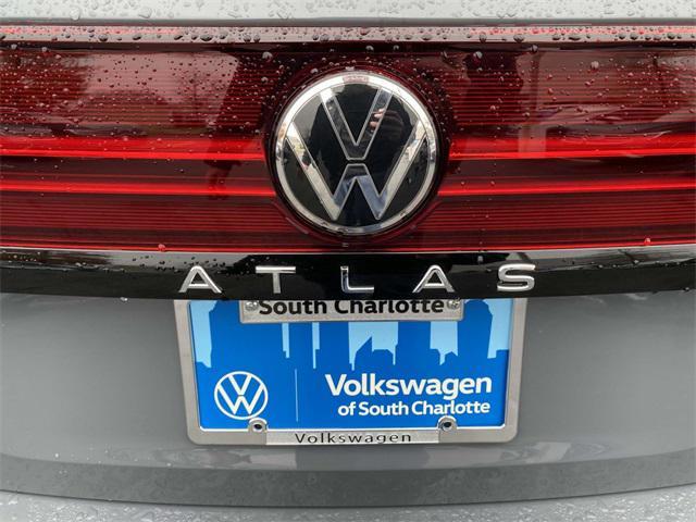 new 2024 Volkswagen Atlas car, priced at $54,056