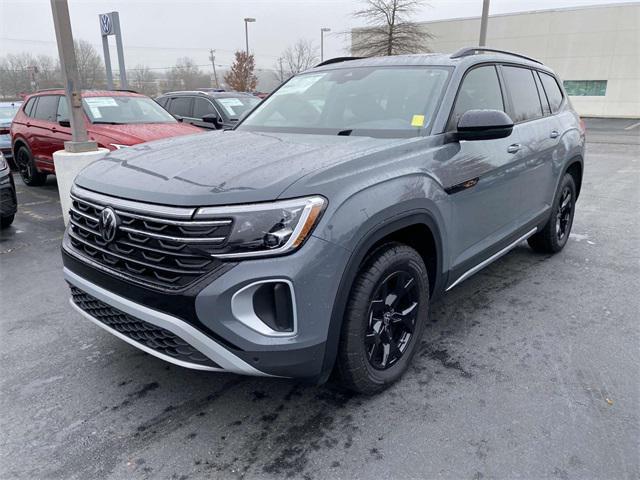 new 2024 Volkswagen Atlas car, priced at $54,056