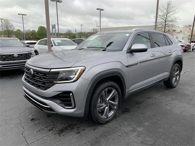 new 2024 Volkswagen Atlas Cross Sport car, priced at $52,248