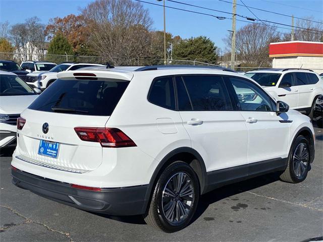 new 2024 Volkswagen Tiguan car, priced at $33,696