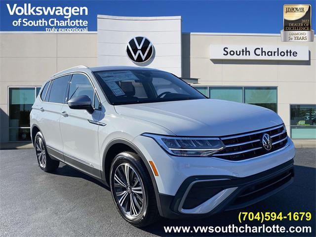 new 2024 Volkswagen Tiguan car, priced at $33,696