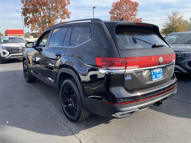 new 2025 Volkswagen Atlas car, priced at $47,326