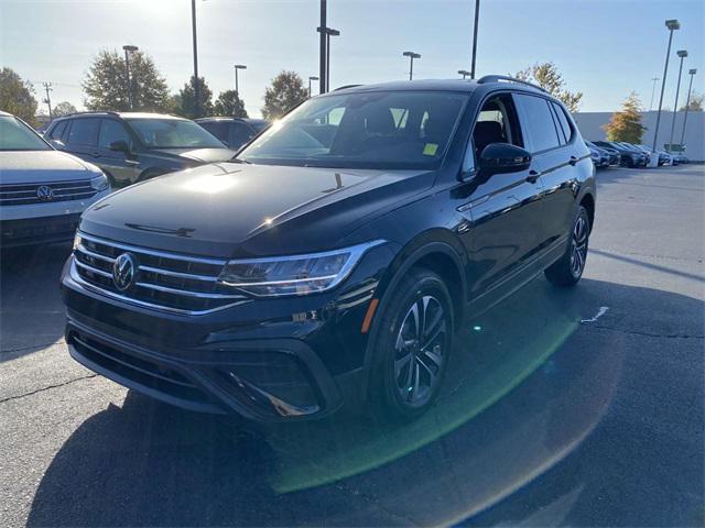 new 2024 Volkswagen Tiguan car, priced at $31,311