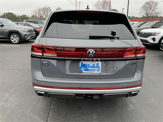 new 2024 Volkswagen Atlas car, priced at $49,946