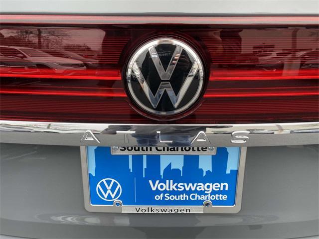 new 2025 Volkswagen Atlas car, priced at $45,431