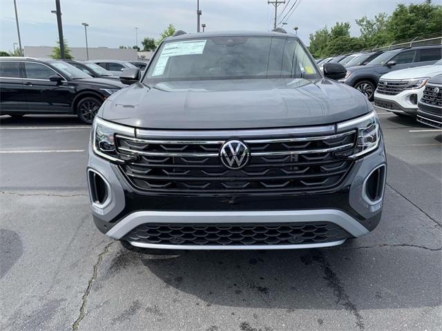 new 2024 Volkswagen Atlas car, priced at $54,056