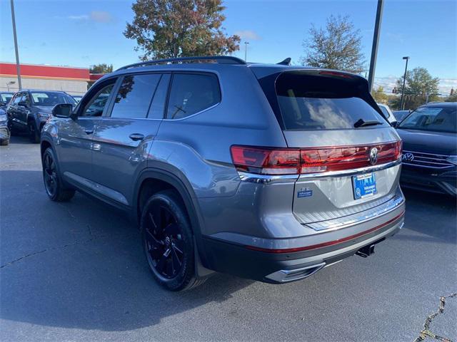 new 2024 Volkswagen Atlas car, priced at $46,771