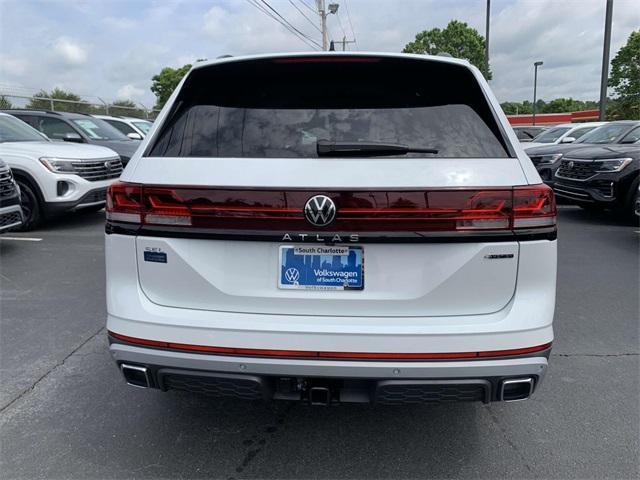 new 2024 Volkswagen Atlas car, priced at $54,056