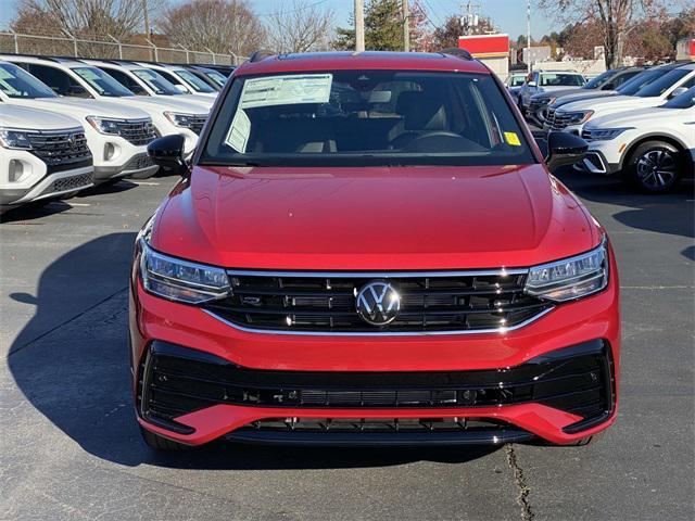 new 2024 Volkswagen Tiguan car, priced at $39,006