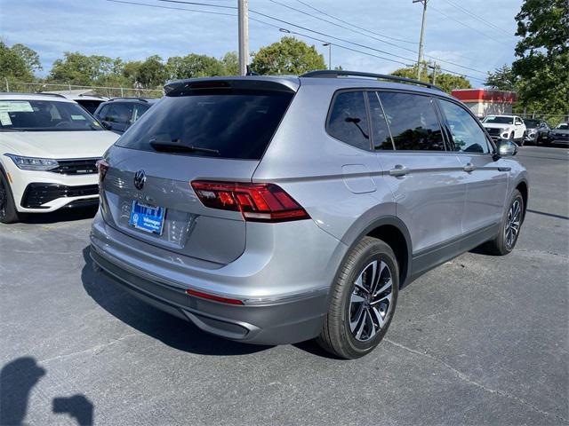 new 2024 Volkswagen Tiguan car, priced at $31,353