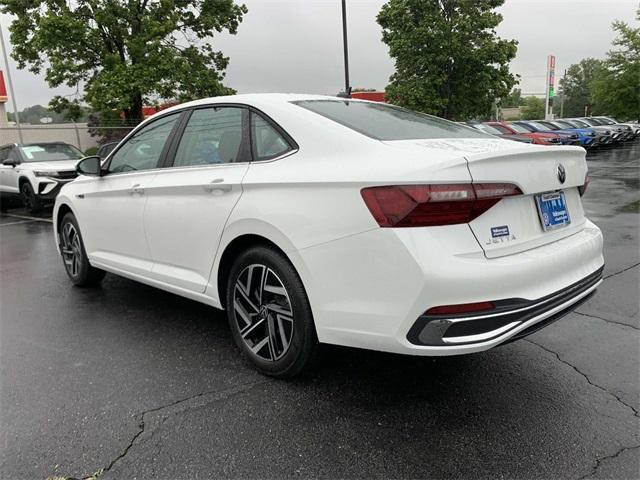 new 2024 Volkswagen Jetta car, priced at $31,451