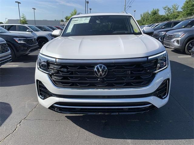 new 2024 Volkswagen Atlas car, priced at $56,055