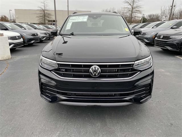 new 2024 Volkswagen Tiguan car, priced at $37,161