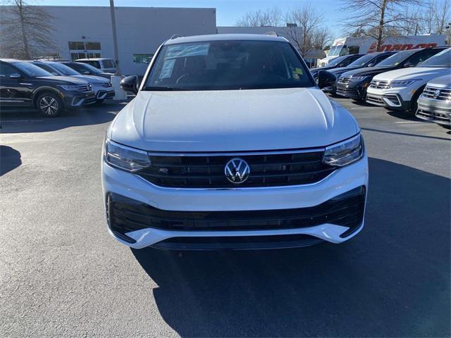 new 2024 Volkswagen Tiguan car, priced at $37,556