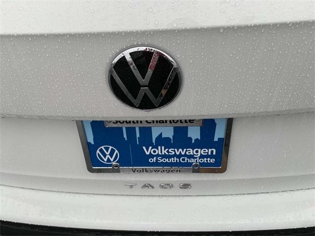 new 2024 Volkswagen Taos car