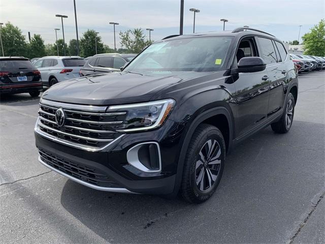 new 2024 Volkswagen Atlas car, priced at $41,840