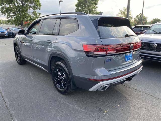 new 2024 Volkswagen Atlas car, priced at $50,178