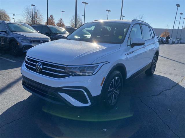 new 2024 Volkswagen Tiguan car, priced at $31,311