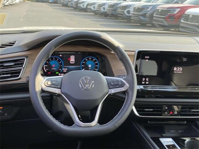 new 2024 Volkswagen Atlas car, priced at $46,945