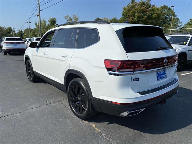 new 2024 Volkswagen Atlas car, priced at $47,820