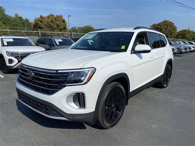 new 2024 Volkswagen Atlas car, priced at $47,820