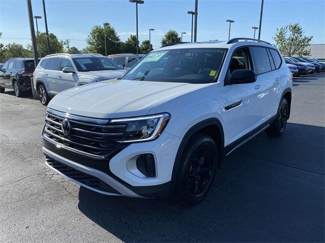 new 2024 Volkswagen Atlas car, priced at $50,478