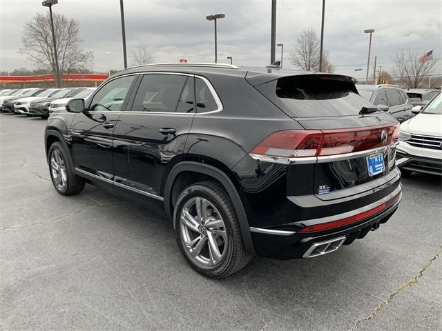 new 2024 Volkswagen Atlas Cross Sport car, priced at $52,078