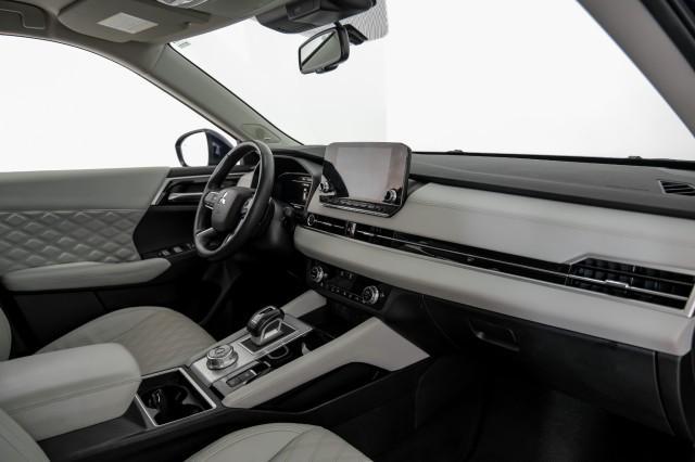 used 2023 Mitsubishi Outlander car, priced at $29,996