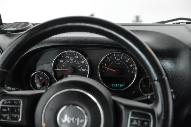 used 2015 Jeep Wrangler Unlimited car, priced at $19,596