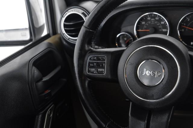 used 2015 Jeep Wrangler Unlimited car, priced at $19,596