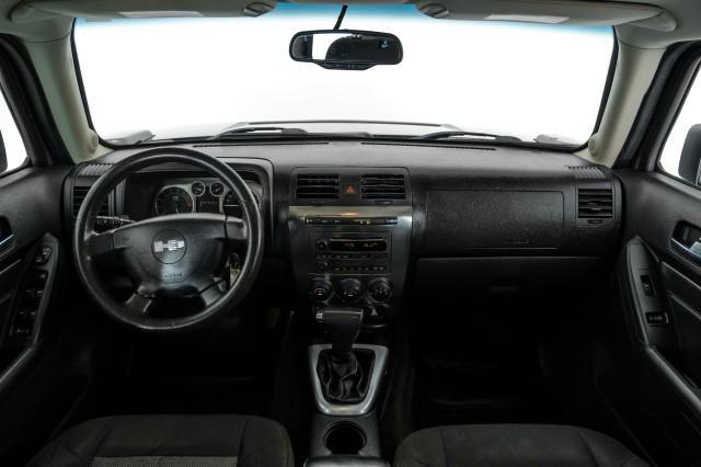 used 2009 Hummer H3 car, priced at $12,996